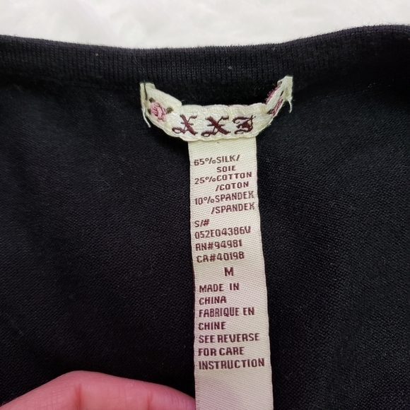 3/$15 Faux wrap sequin tank 65% silk size medium - Picture 7 of 7